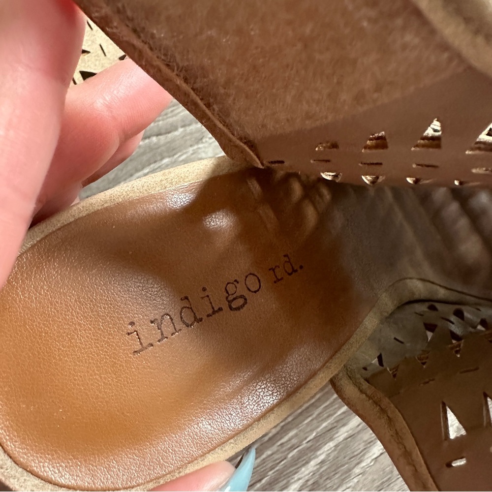 Indigo Rd. Tan Heeled Booties - Picture 4 of 7